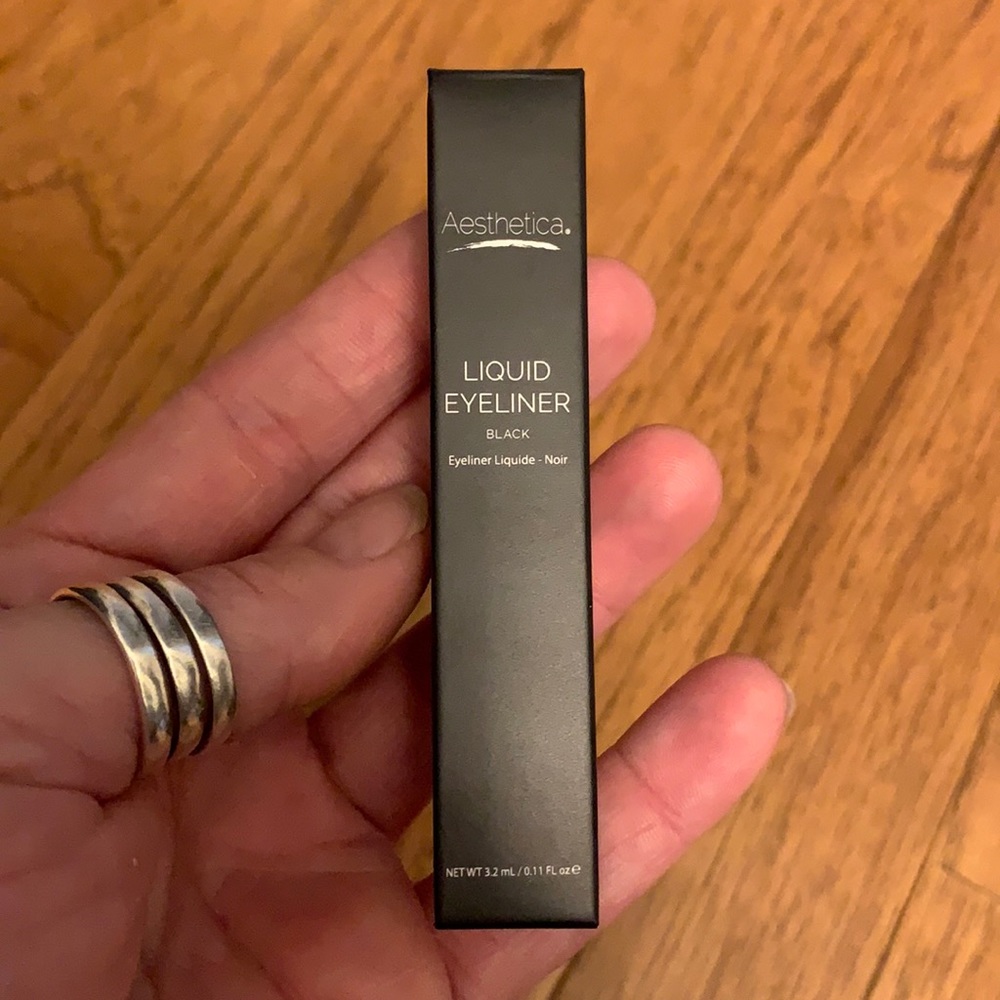 Aesthetics black eye lines Brand New